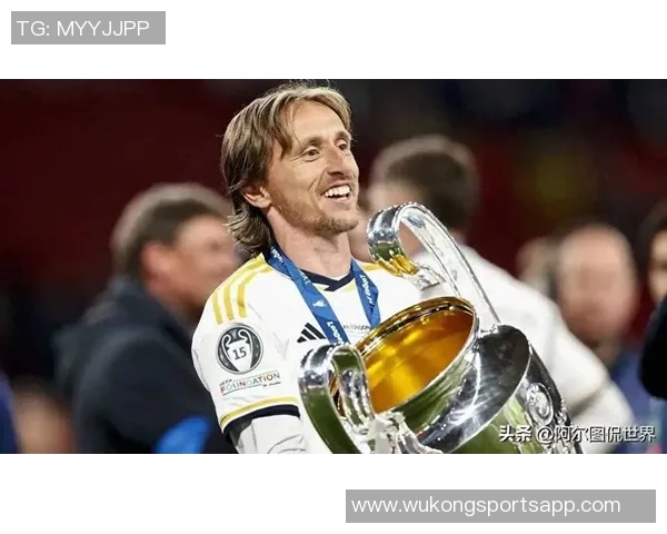 苏西奇谈与莫德里奇的竞争与学习经历在米兰城的成长之路