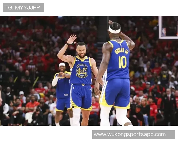 库明加崛起助力勇士锋线轮换深厚库里巴特勒轻松应对灰熊挑战